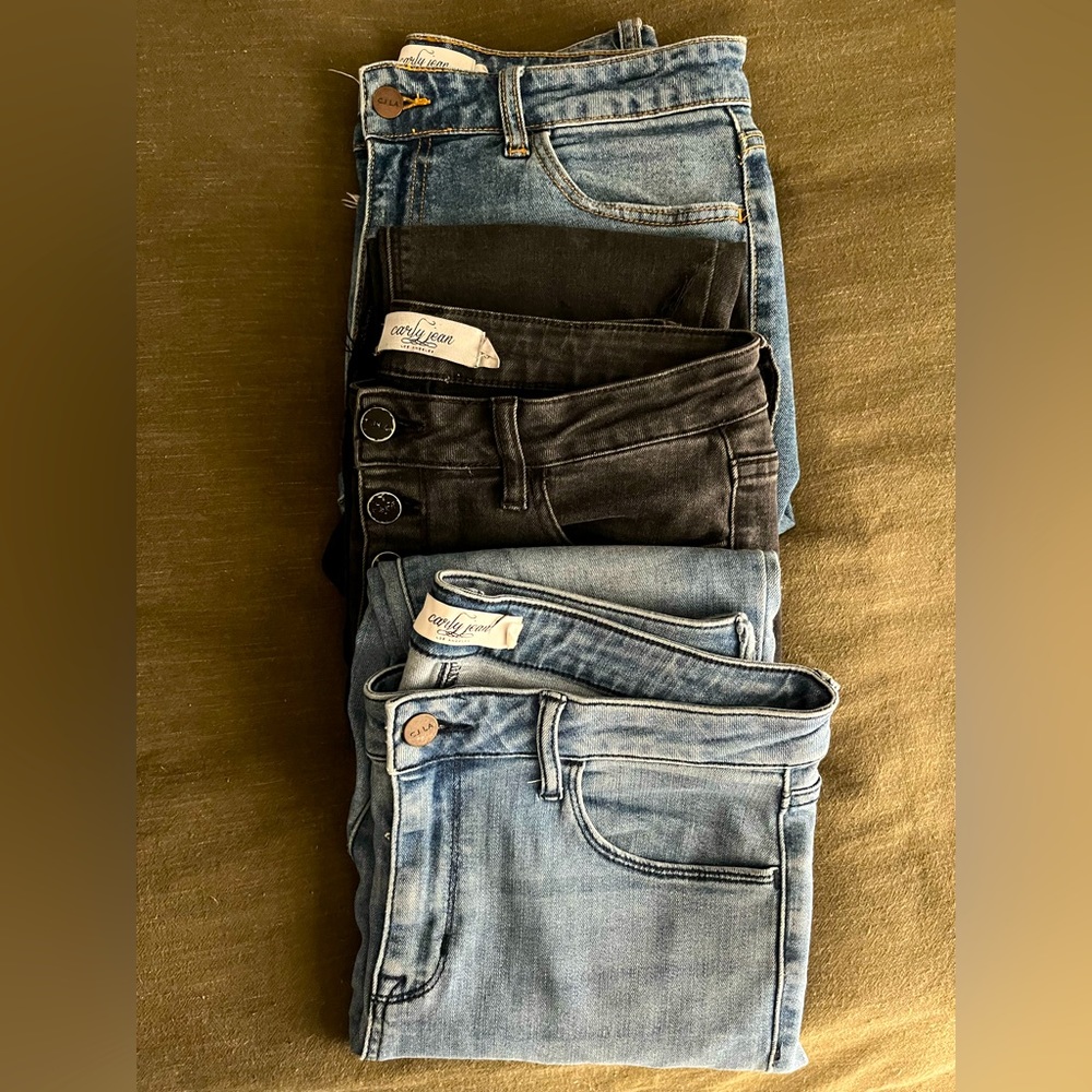 Carly Jean Los Angeles Skinny Jeans